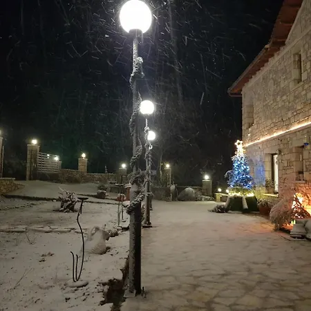 Petra&elato Art Hotel Valtessiniko