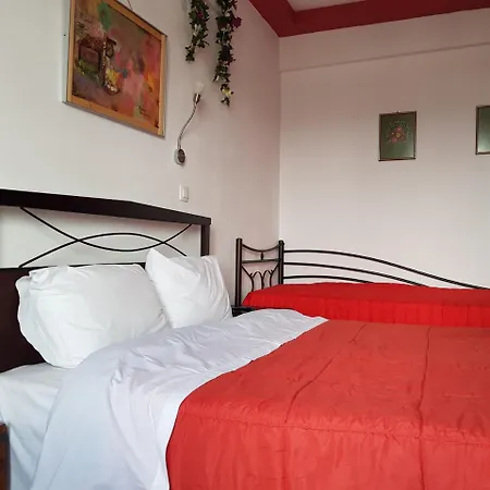 Petra & Elato Art Hotel Valtessiniko
