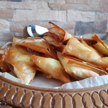 Petra&elato Art Hotel *