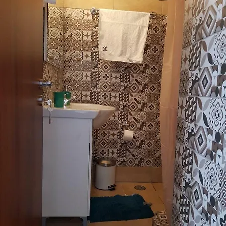 Hotel Petra&elato Art Valtessiniko