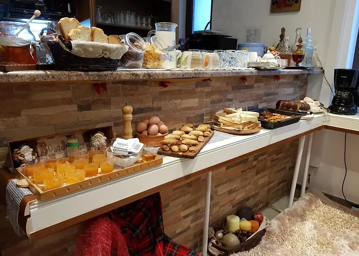 Hotel Petra & Elato Art *