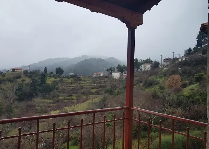 Hotel Petra & Elato Art Valtessiniko