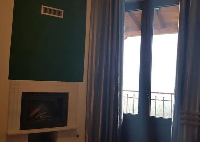 Petra & Elato Art Hotel *