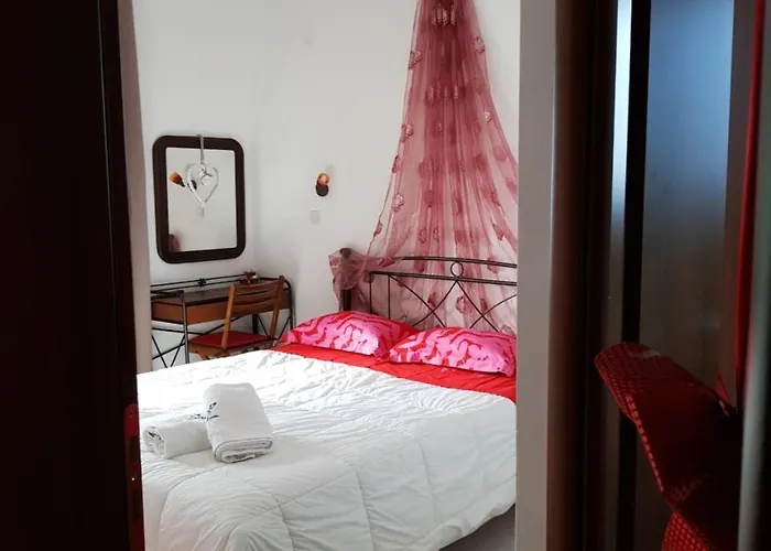 Petra & Elato Art Valtessiniko