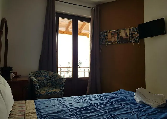 Petra & Elato Art Valtessiniko